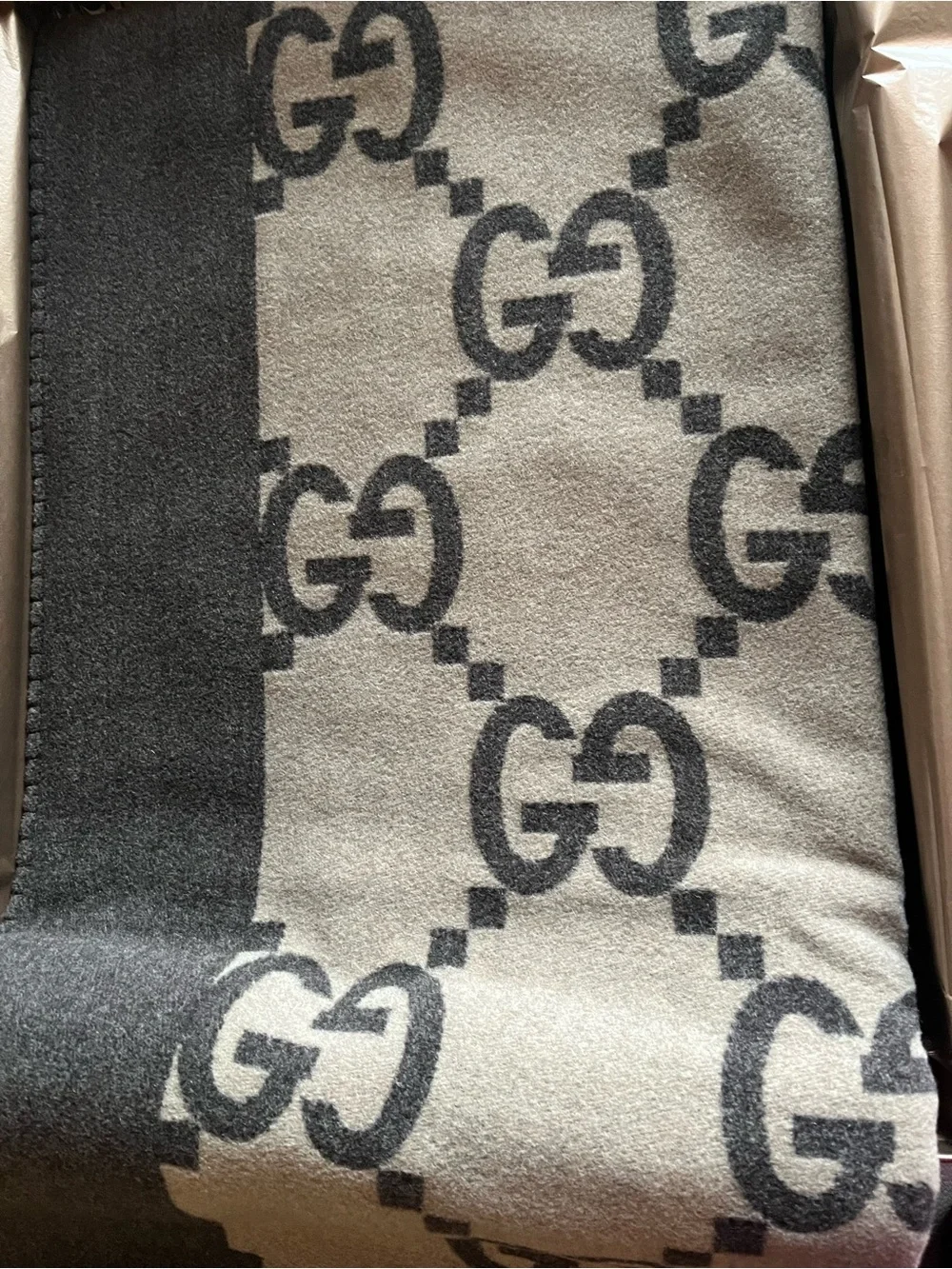 Gucci Wool Blanket new